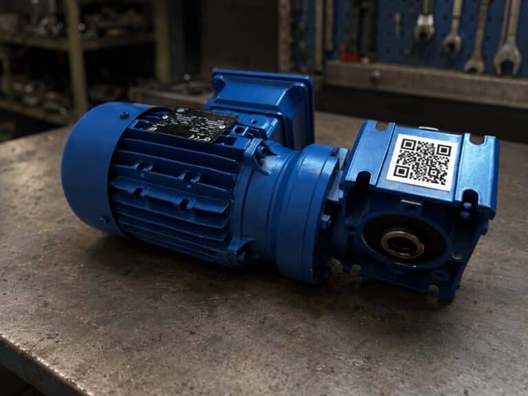 Gearmotor med QR-m&aelig;rke p&aring; motorhuset &mdash; indgangen til reservedele og brugsanvisning